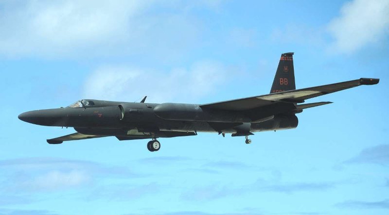 Самолёт-разведчик u-2f.