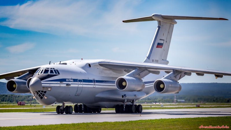 Военно-транспортный самолёт ил-76мд