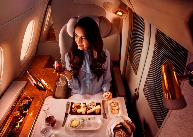First class Эмирейтс