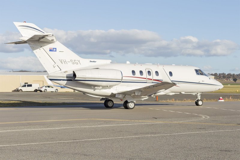 Hawker 850