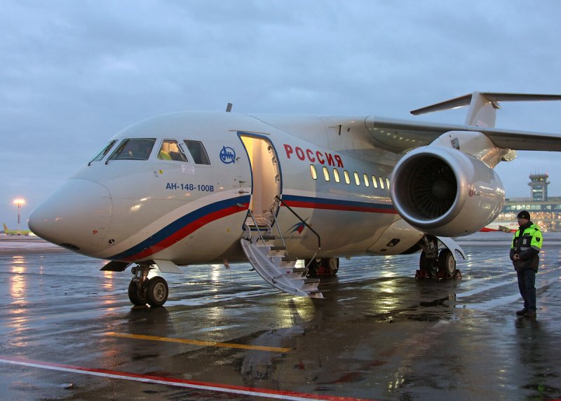 Самолет АН 148