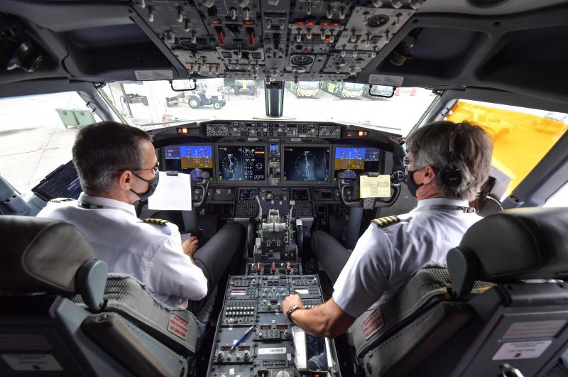 B737 Max кабина