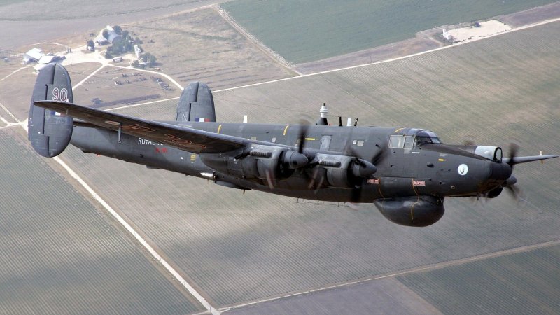Самолет Avro Shackleton