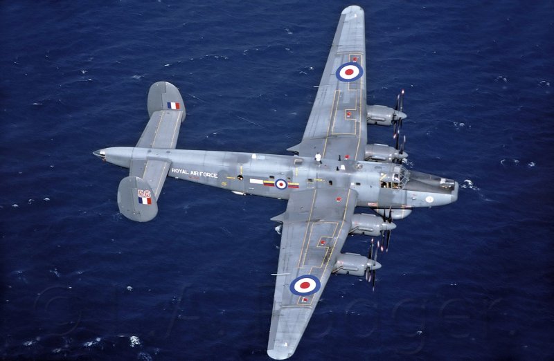 Самолет Avro Shackleton