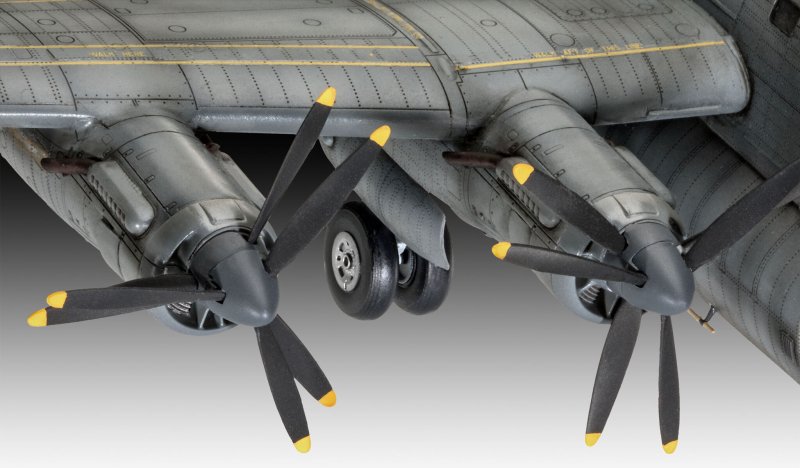 Авро Шеклтон 1/72