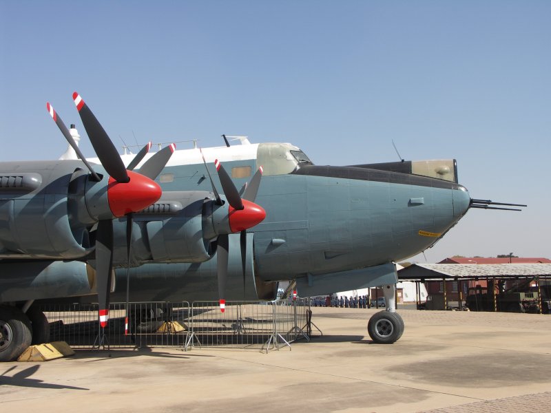 Avro 696 Shackleton