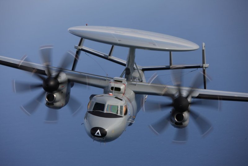 E-2c Hawkeye, палубный самолёт ДРЛО