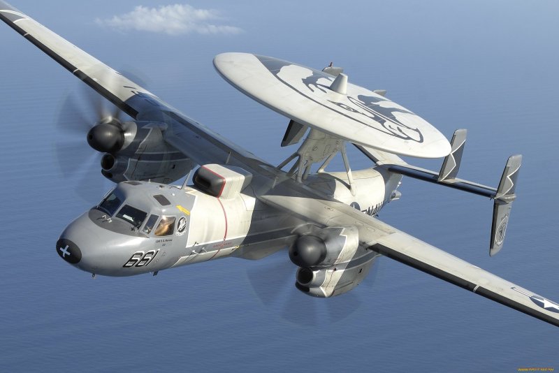 E-2 Hawkeye самолет