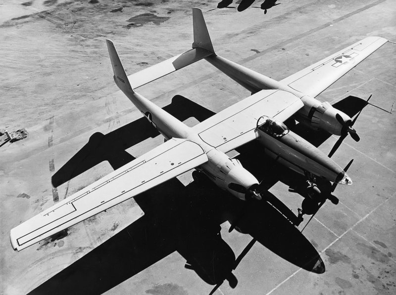 Говард Хьюз XF-11