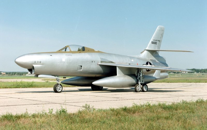 Истребитель XF-91