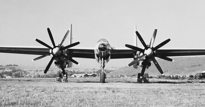 Говард Хьюз XF-11