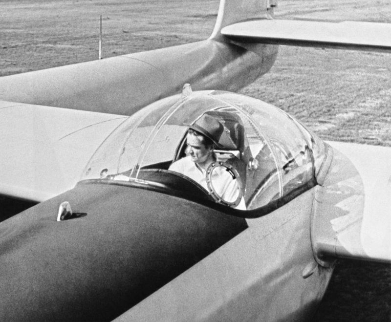 Говард Хьюз XF-11