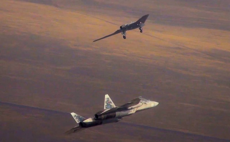 Су-57 и с-70 охотник