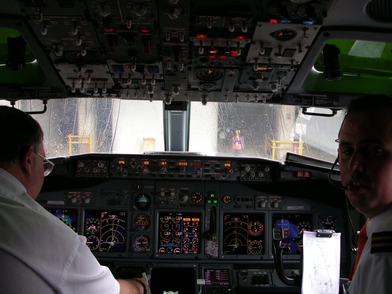 Боинг 737-700 кабина