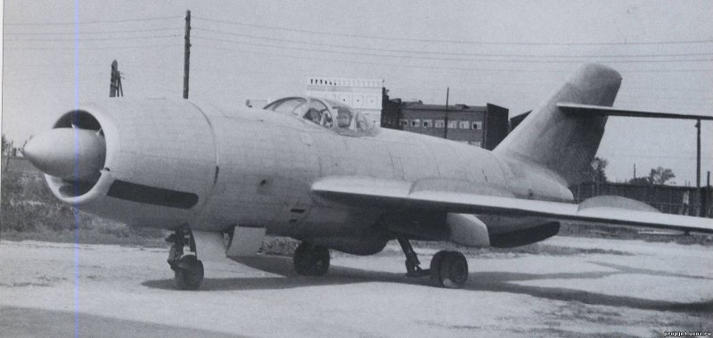 Ла-200б самолет