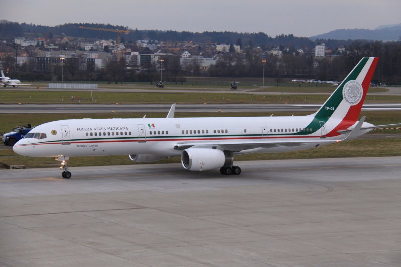 B752 самолет