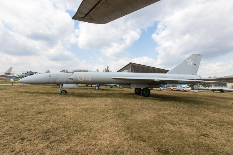Ла-250 перехватчик Анаконда