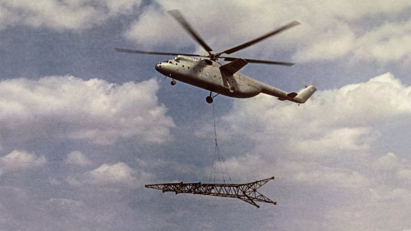 Mi-6 Helicopter