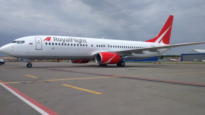 737-800 Роял Флайт