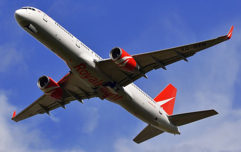 Б 757 Роял Флайт