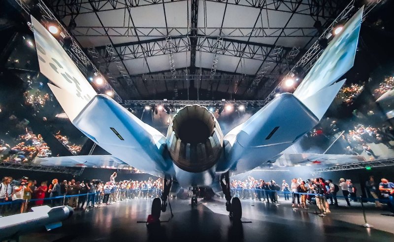 Су 75 самолет Макс 2021