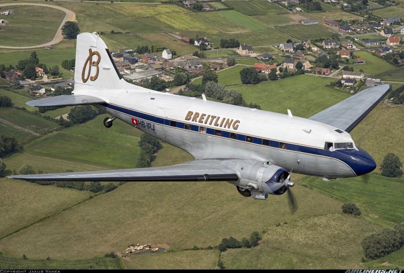 Douglas DC-3
