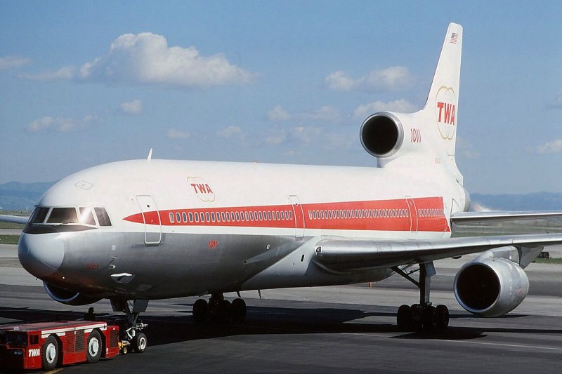 Самолет l1011 TWA