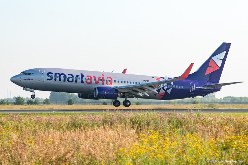 Боинг 737-800 SMARTAVIA