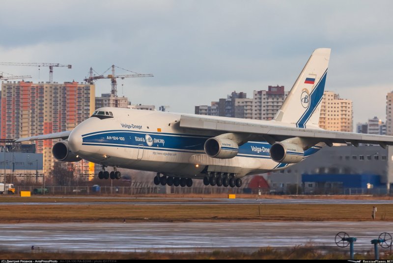 АН-124 В Пулково