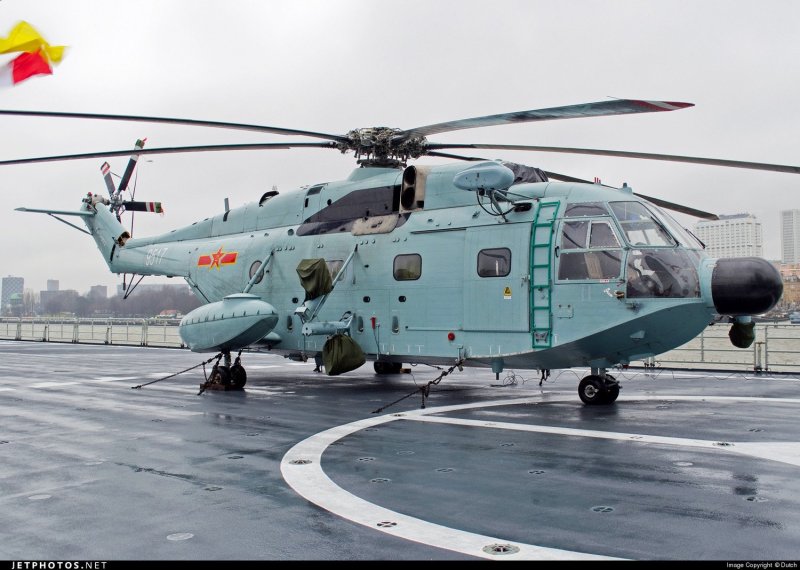 Вертолет z-8 НОАК