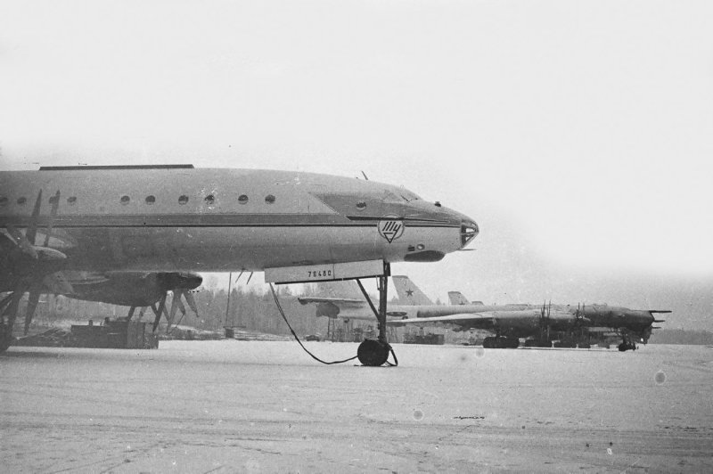 Ту-114 в Узине