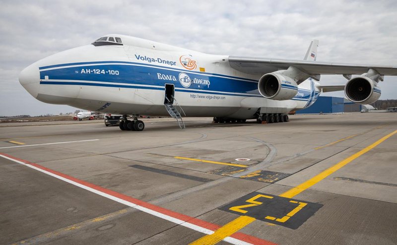 АН-124 Волга Днепр