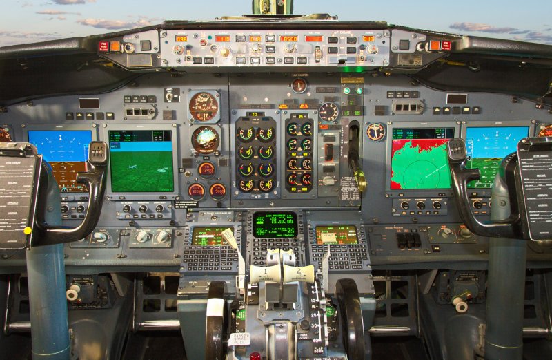 Боинг 737 300 кабина