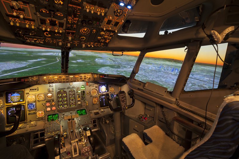 Boeing 737-400 кабина
