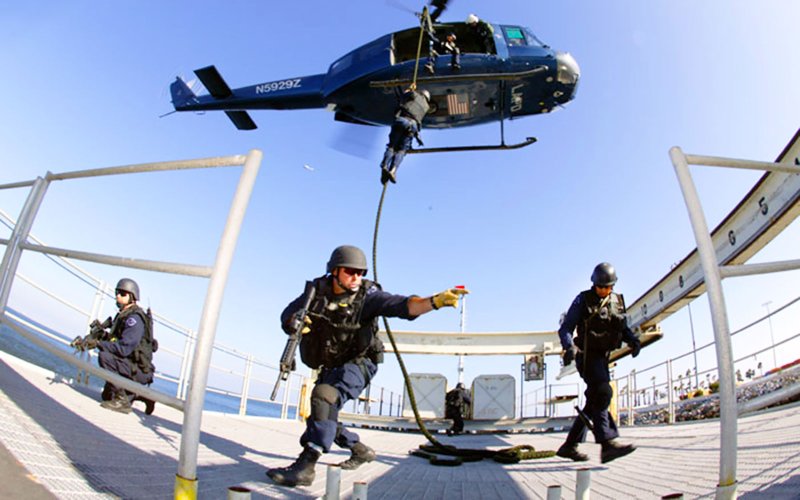 LAPD SWAT вертолет