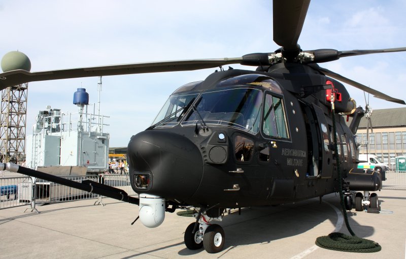 Вертолет aw101 Cockpit
