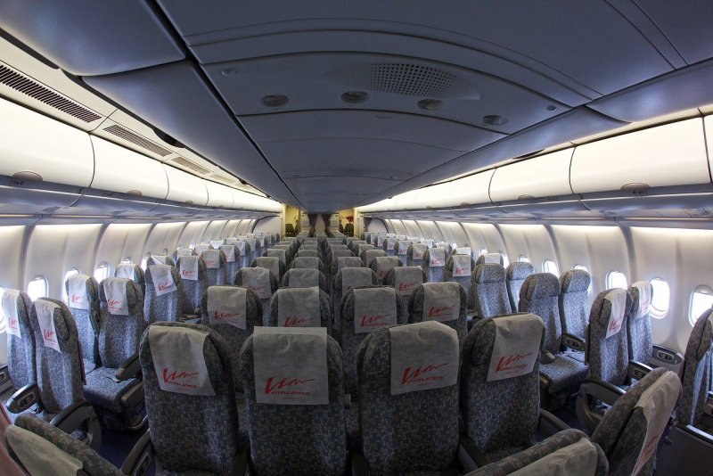 Airbus a330-200 салон