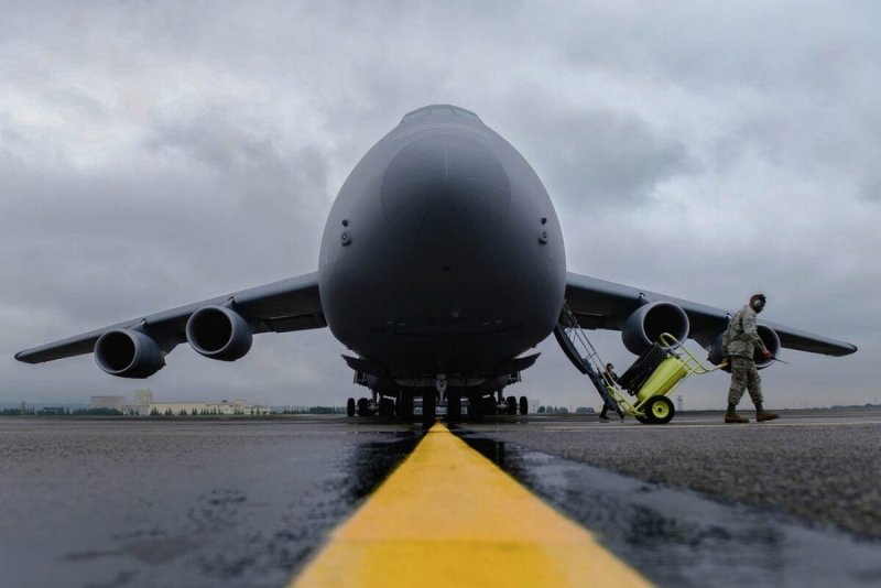 Lockheed c-5 Galaxy