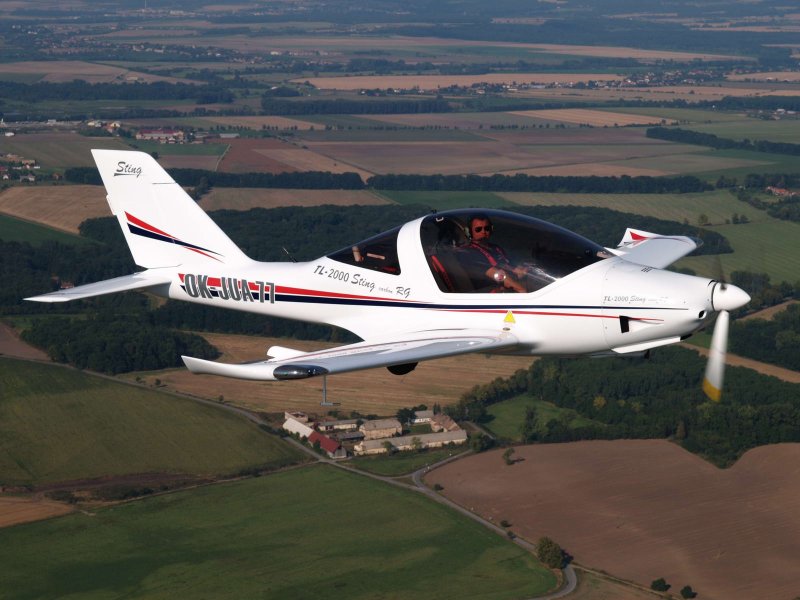 TL 2000 самолет