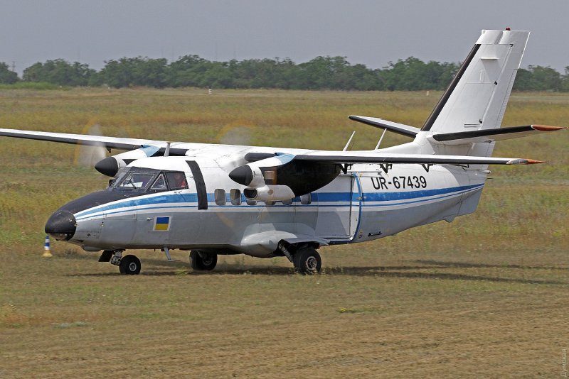 Л 410