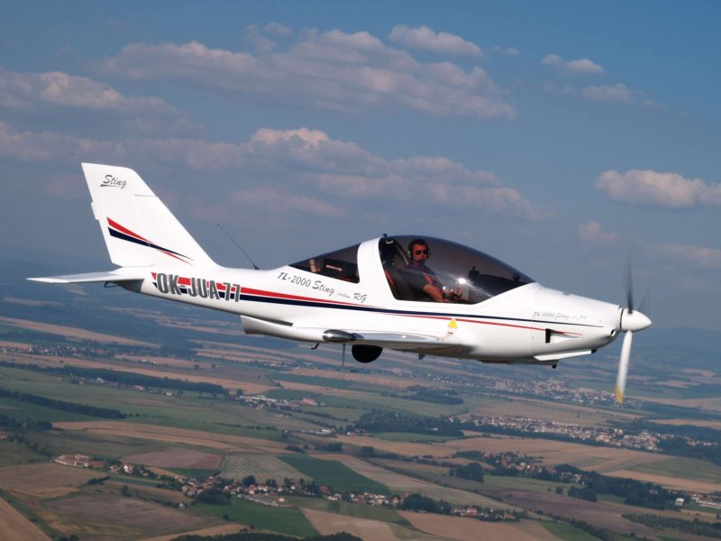 TL 2000 самолет