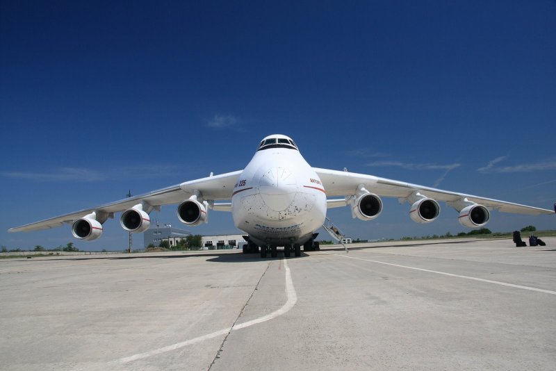 АН 225 мега Мрия