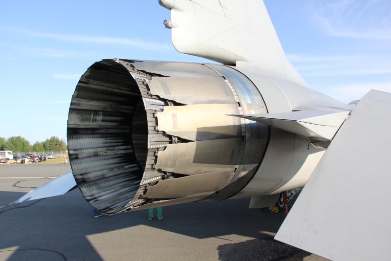 F102a сопло самолета