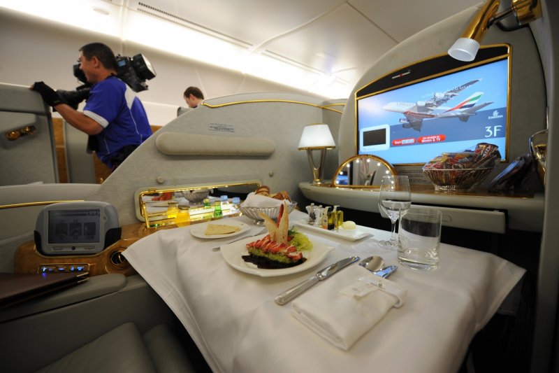 Airbus a380 первый класс