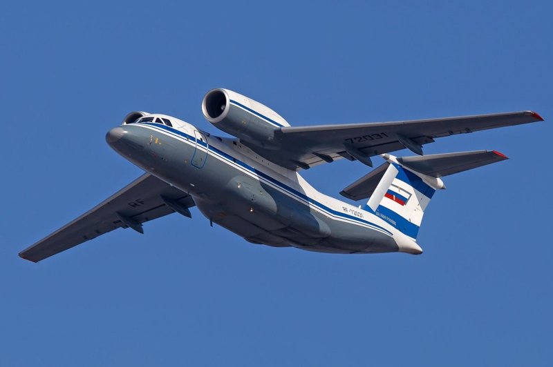 АН-72 С одной турбиной