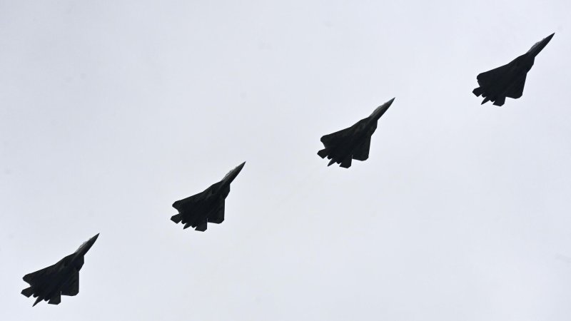 Су 57 на параде 2021