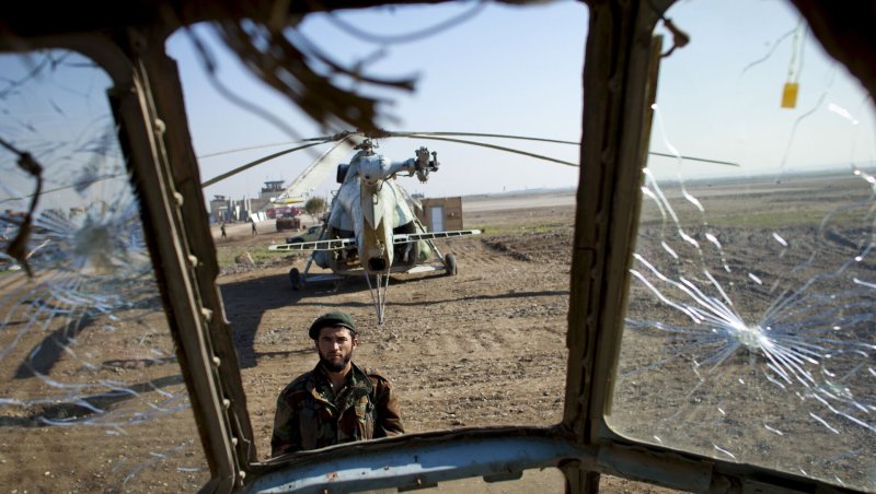 Подбитый вертолет ми-8 в Афганистане