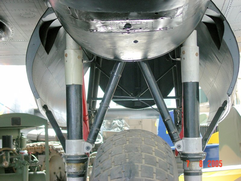 Avro Lancaster walk around