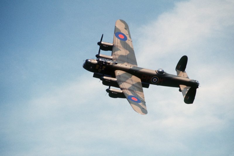 Avro Lancaster pa474
