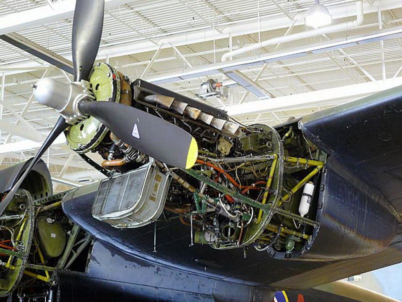 Самолет Lancaster в наши дни